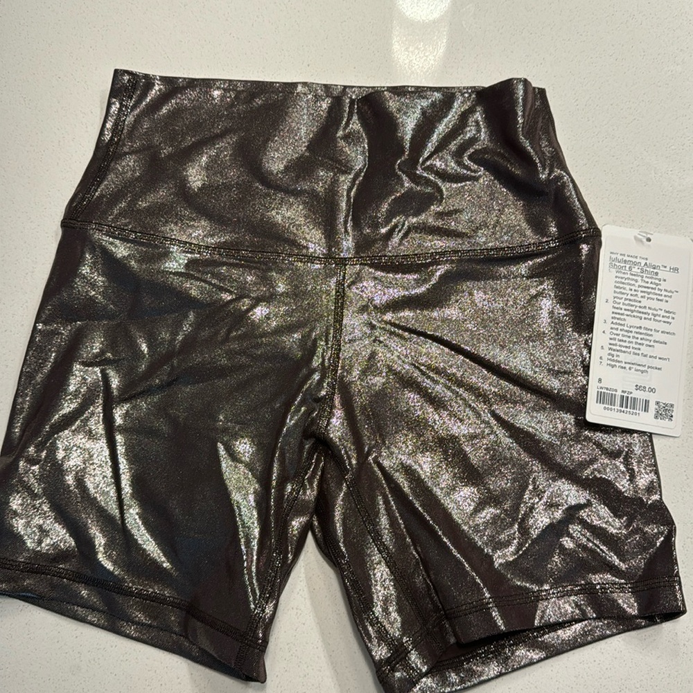 Lululemon align 6” shiny shorts NWT